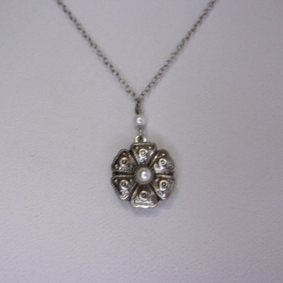 Pearl Accent Silver Tone Floret Locket Necklace - Picture 2 of 11